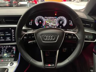 Audi A6 Sedan
