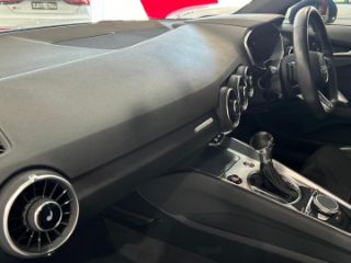 Audi TT Coupé