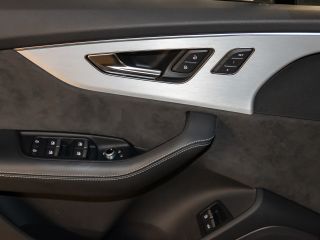 Audi Q7 SUV TFSI e
