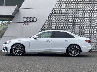 Audi A4 Sedan