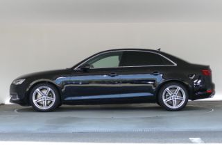 Audi A4 Sedan