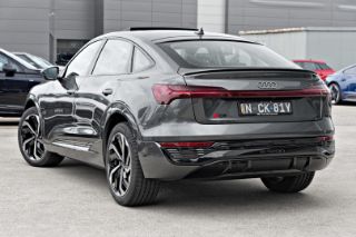 Audi Q8 Sportback e-tron