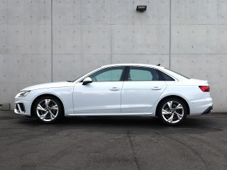 Audi A4 Sedan