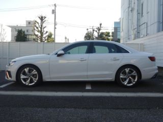 Audi A4 Sedan