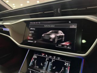 Audi A6 Sedan