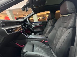 Audi A6 Sedan