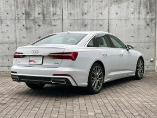 Audi A6 Sedan