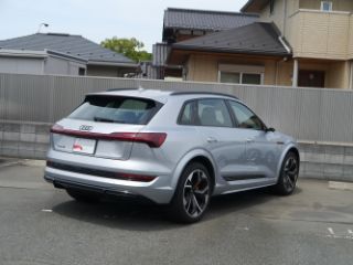 Audi e-tron S