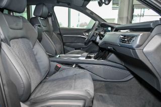 Audi Q8 Sportback e-tron