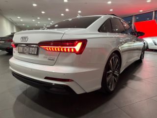 Audi A6 Sedan