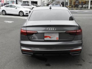 Audi A4 Sedan