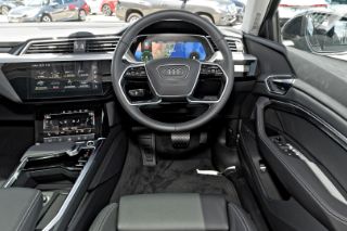 Audi Q8 Sportback e-tron