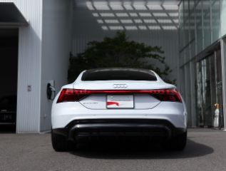 Audi e-tron GT quattro