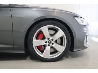 Audi S6 Avant