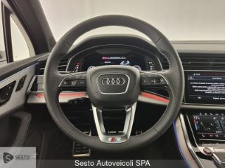 Audi Q7 SUV