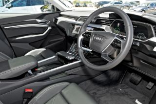 Audi Q8 Sportback e-tron