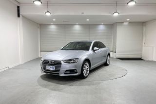 Audi A4 Sedan