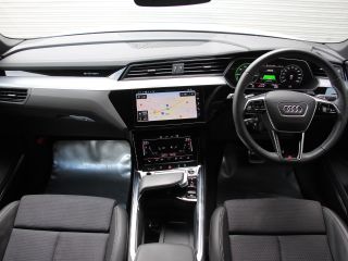 Audi Q8 Sportback e-tron
