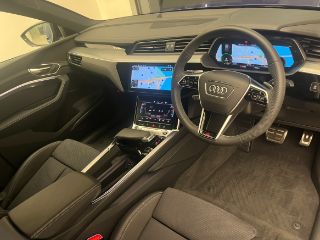 Audi Q8 Sportback e-tron