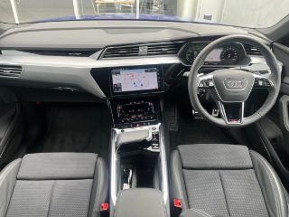 Audi Q8 Sportback e-tron