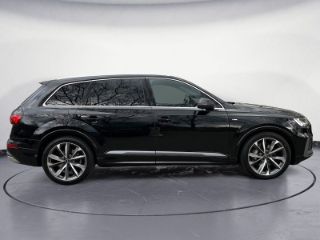 Audi Q7 SUV