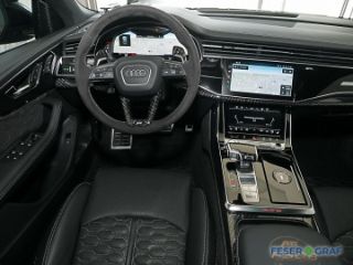 Audi RS Q8 SUV