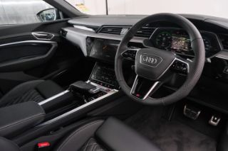 Audi SQ8 Sportback e-tron