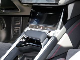 Audi Q8 Sportback e-tron