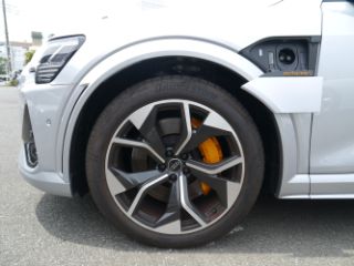 Audi e-tron S