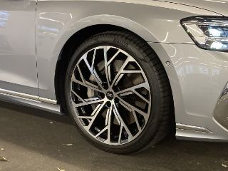 Audi A8 TFSI e