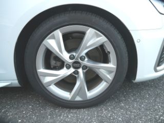 Audi A4 Sedan