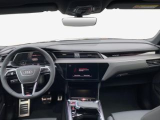 Audi SQ8 e-tron