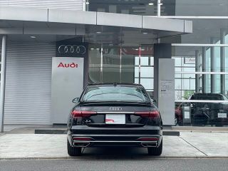 Audi A4 Sedan