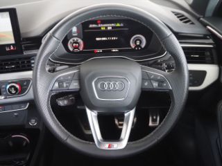 Audi A4 Sedan