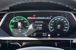 Audi SQ8 Sportback e-tron