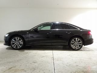 Audi A6 Sedan