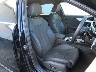 Audi A4 Sedan