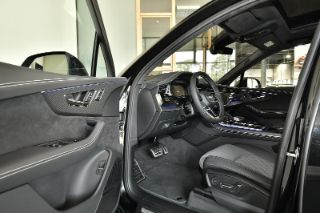 Audi SQ7 SUV