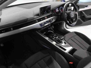Audi A4 Sedan