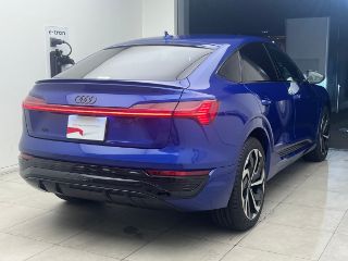 Audi Q8 Sportback e-tron
