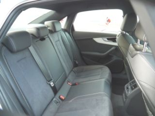 Audi A4 Sedan