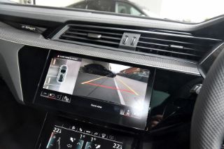 Audi SQ8 e-tron