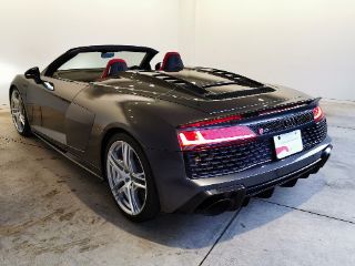 Audi R8 Spyder V10 performance quattro