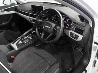 Audi A4 Sedan