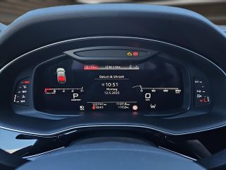 Audi SQ8 SUV