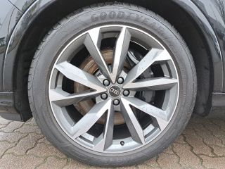 Audi SQ7 SUV