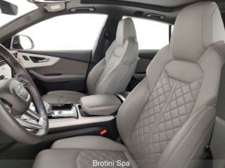 Audi SQ8 SUV