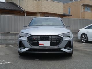 Audi e-tron S