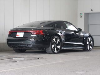 Audi e-tron GT quattro