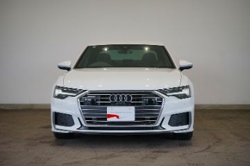 Audi A6 Sedan